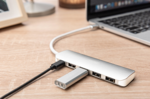 DIGITUS USB-C 4Port USB Çoklayıcı Hub (DA-70242-1)