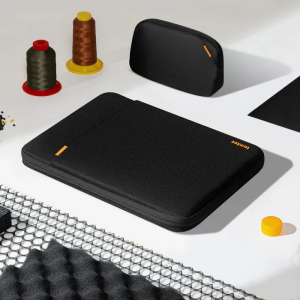 TOMTOC 16 A13-E01D Siyah Notebook Kılıfı