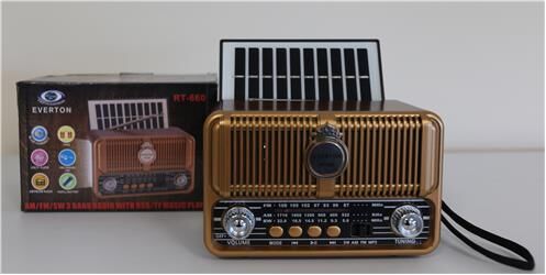 Everton Rt-660  Bluetooth Fm-Usb-Tf-Aux Şarjlı Nostaljik Radyo Solar (Güneş Panelli)