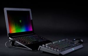 RC21-01110100-W3M1 Laptop Standı