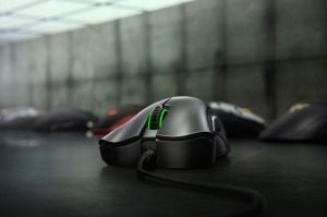 RZ01-02540100-R3M1 DeathAdder Essential Kablolu Optik 6400DPI Siyah Gaming Mouse